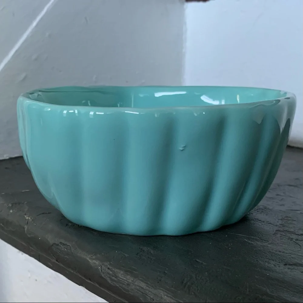 Rae Dunn ALOHA Bowl - Picture 6 of 9